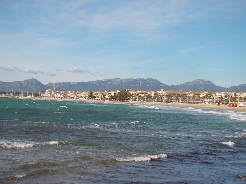 Apartamento Playa Esquirol Cambrils Bagian luar foto